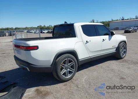 2023 Rivian R1T Adventure Quad-Motor Large Pack from USA, damaged, VIN 7FCTGAAAXPN019295